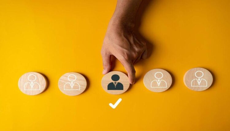 قوة العادات