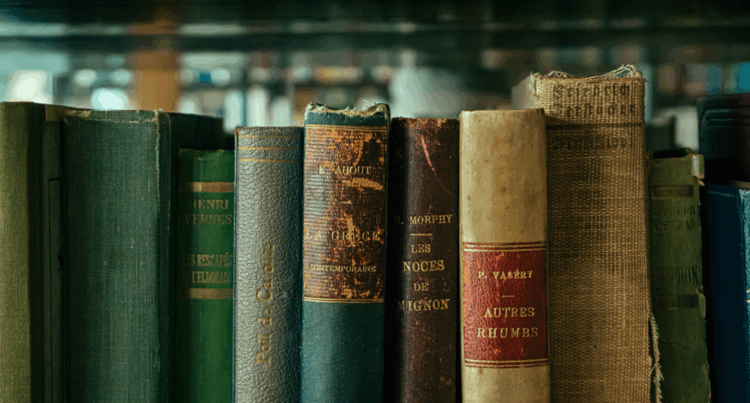 أفضل كتب باللغة الإنجليزية