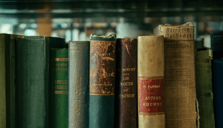 أفضل كتب باللغة الإنجليزية