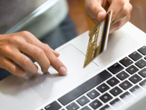 تعلم التجارة الإلكترونية