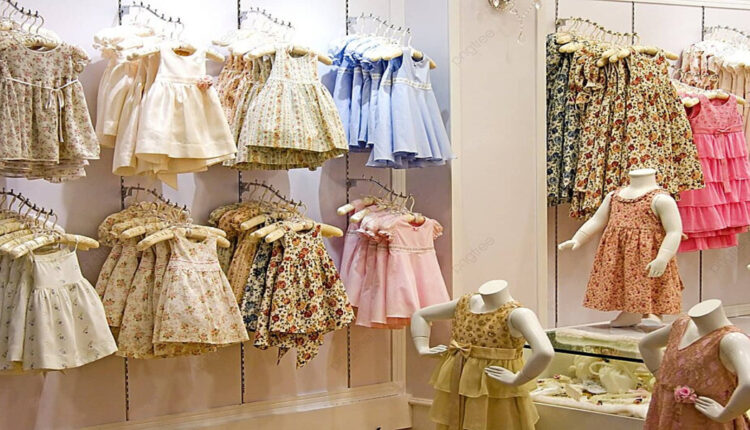 ملابس الاطفال