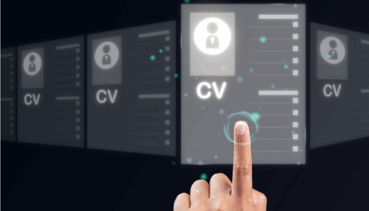 تصميم سيرة ذاتية عبر Canva