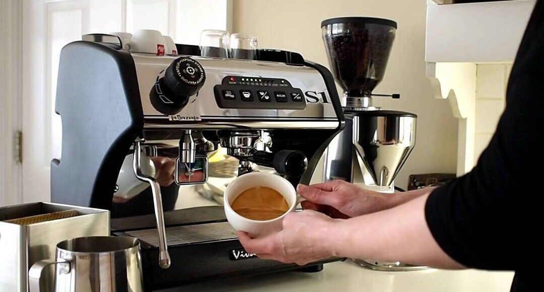 كلتورا ديل كوفي مقهى