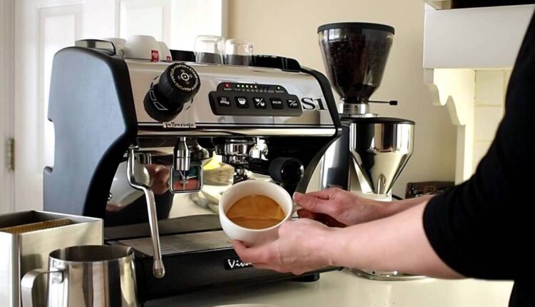 كلتورا ديل كوفي مقهى