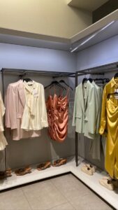 موقع pretty lavish