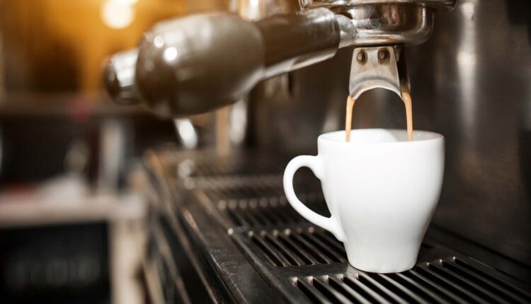 نول محمصة ومقهى