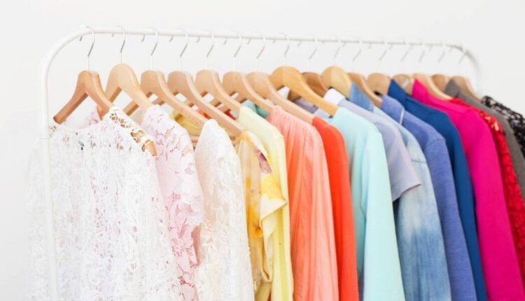 الطلب من موقع سيلف بورتريت