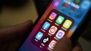 التطبيقات الذكية