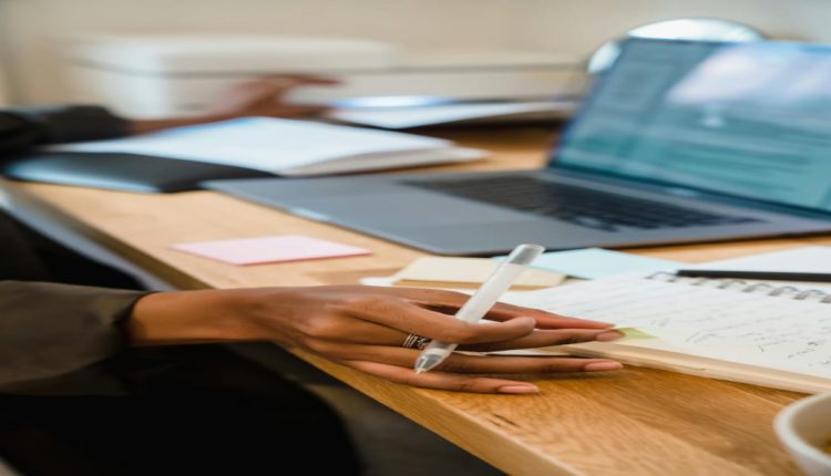 تحسين النطق بالإنجليزية