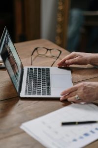 كورسات مجانية للإعلانات الممولة