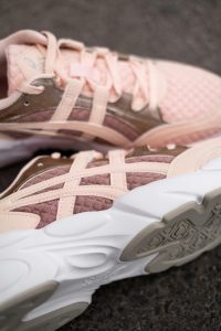 حذاء ASICS Gel Nimbus 26