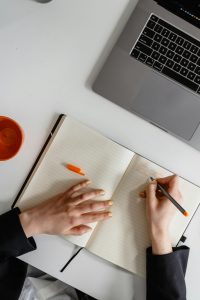 كيف تكتب خطة تسويق