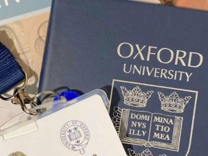 20 صفحة مع Oxford كفيلة بتغيير مستواك في اللغة الإنجليزية 2 WhatsApp Image 2026 01 23 at 1.33.37 AM